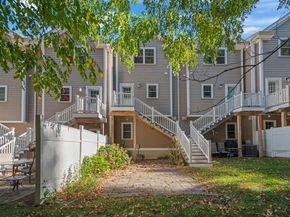 8 Saint Marys Way 8, Marlborough MA 01752