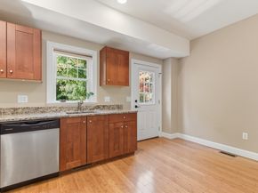 8 Saint Marys Way 8, Marlborough MA 01752