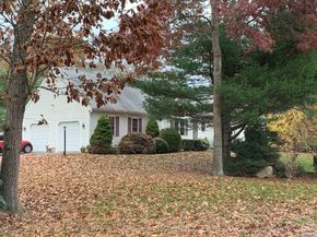 4 Penny Ln, Wareham MA 02538