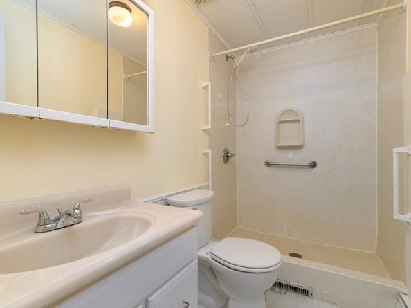 1 Canterbury Lane, Rockland MA 02370