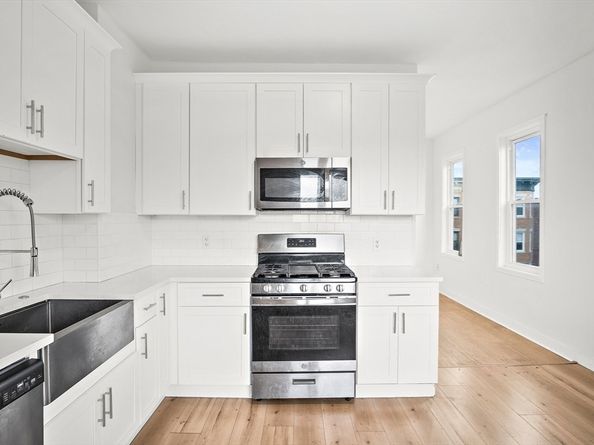 252-254 Magnolia St, Boston MA 02121