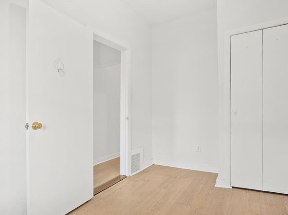 252-254 Magnolia St, Boston MA 02121