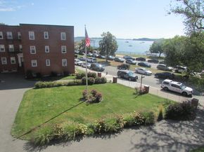 33 Lennon Ct 39, Boston MA 02127