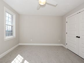 26 Bayliss Way, Uxbridge MA 01569