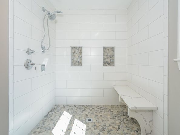26 Bayliss Way, Uxbridge MA 01569