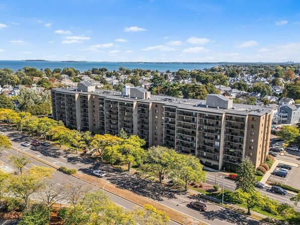 185 Quincy Shore Dr 65, Quincy MA 02171