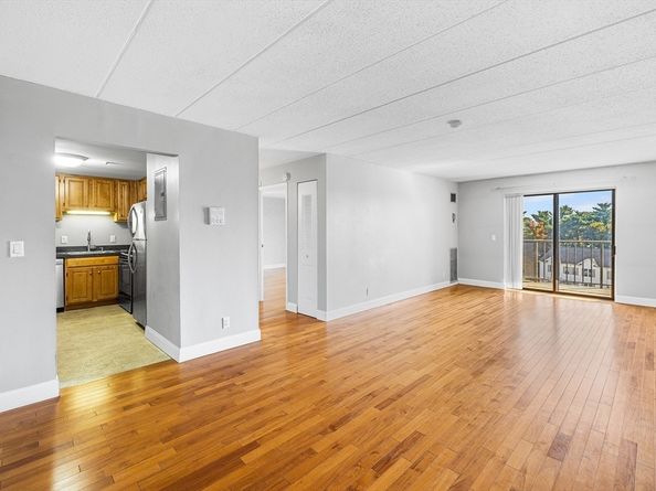 185 Quincy Shore Dr 65, Quincy MA 02171