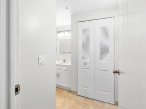 185 Quincy Shore Dr 65, Quincy MA 02171