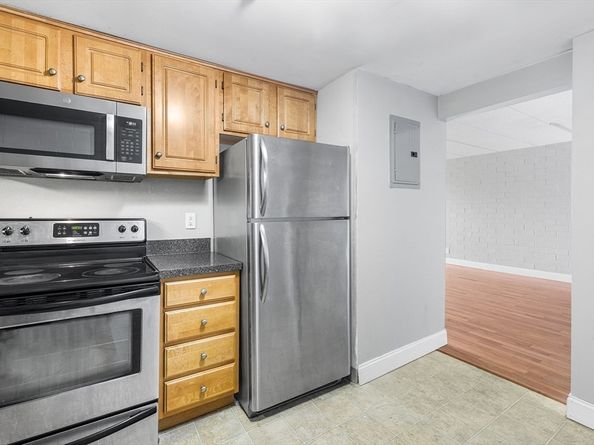 185 Quincy Shore Dr 65, Quincy MA 02171