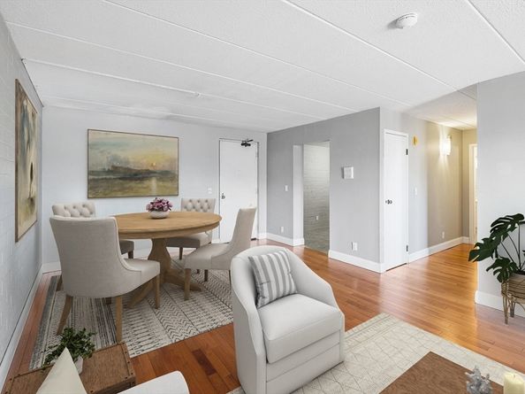 185 Quincy Shore Dr 65, Quincy MA 02171