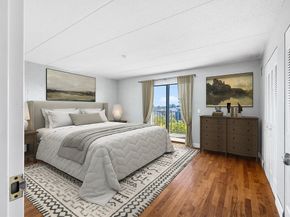 185 Quincy Shore Dr 65, Quincy MA 02171