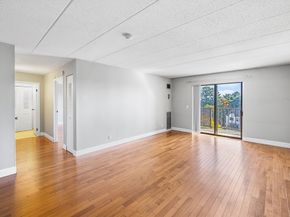 185 Quincy Shore Dr 65, Quincy MA 02171