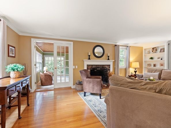 36 Old Forge Ln, Sudbury MA 01776