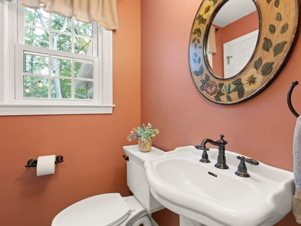36 Old Forge Ln, Sudbury MA 01776