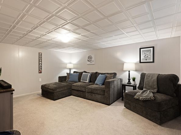 36 Old Forge Ln, Sudbury MA 01776