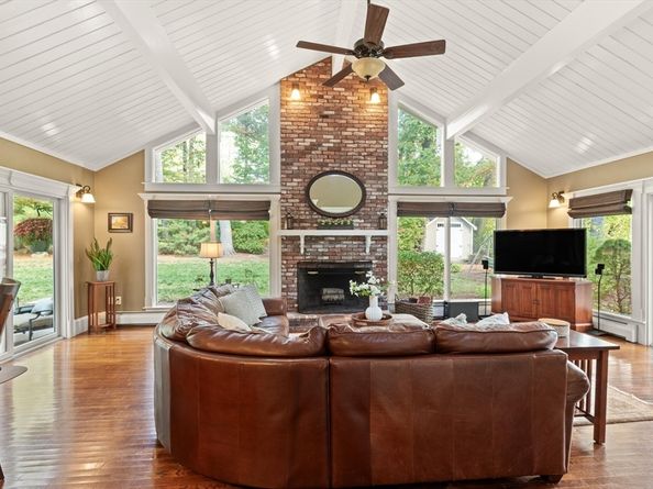 36 Old Forge Ln, Sudbury MA 01776