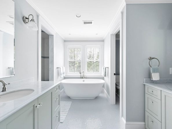 25 Mohawk Way, Cohasset MA 02025