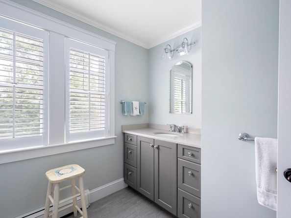 25 Mohawk Way, Cohasset MA 02025