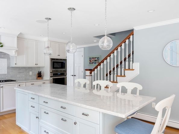 25 Mohawk Way, Cohasset MA 02025