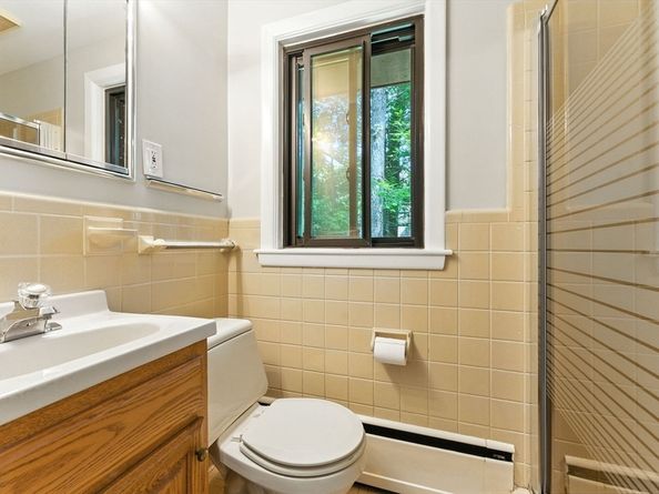 59 Johnson Rd, Winchester MA 01890