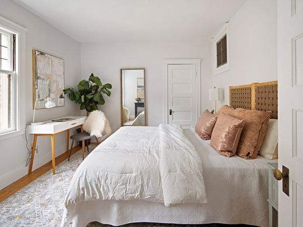 10 Dana St 202, Cambridge MA 02138