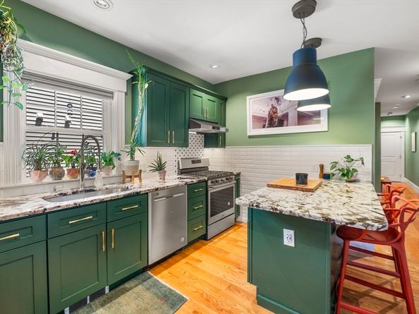 89 Bridge St 1, Salem MA 01970