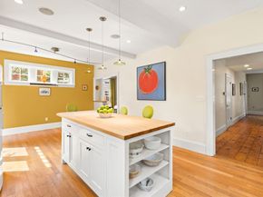 78 Purchase St, Newburyport MA 01950