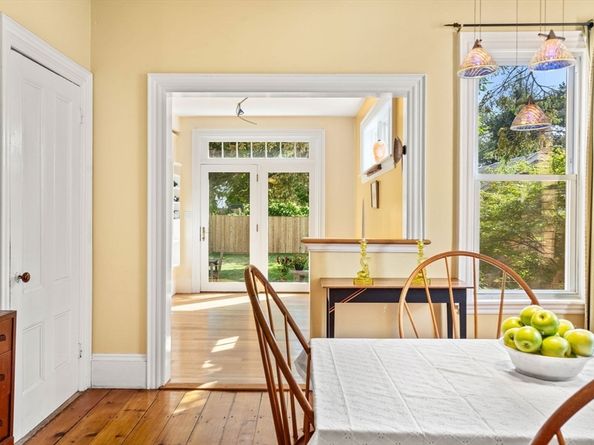 78 Purchase St, Newburyport MA 01950