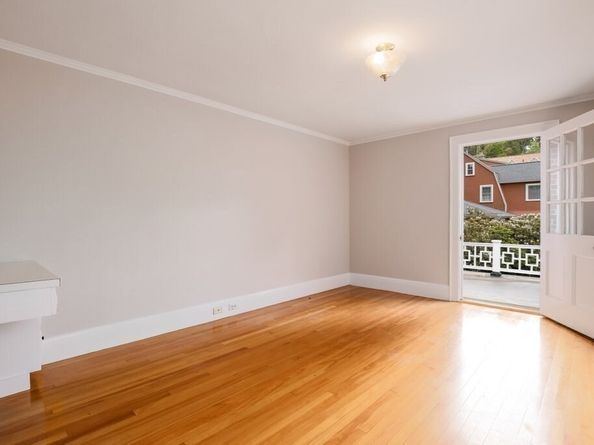 4 Wheeler Ave, Worcester MA 01609