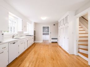 4 Wheeler Ave, Worcester MA 01609