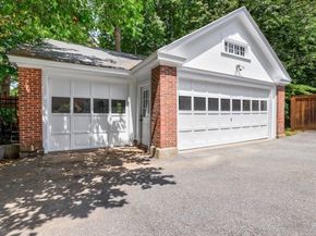 4 Wheeler Ave, Worcester MA 01609