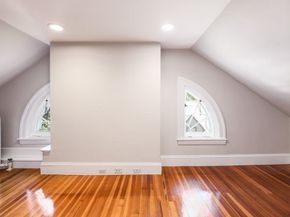 4 Wheeler Ave, Worcester MA 01609