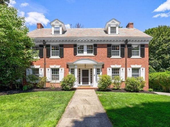 4 Wheeler Ave, Worcester MA 01609
