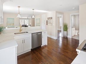172-174 Blue Hill Ave 174, Milton MA 02186