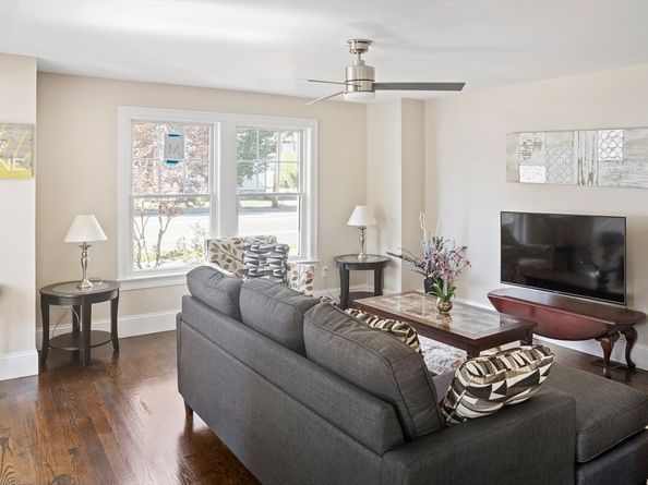 172-174 Blue Hill Ave 174, Milton MA 02186