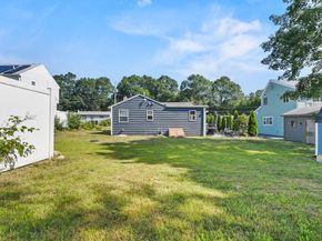 29 Hayes Rd, East Bridgewater MA 02333