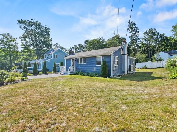 29 Hayes Rd, East Bridgewater MA 02333