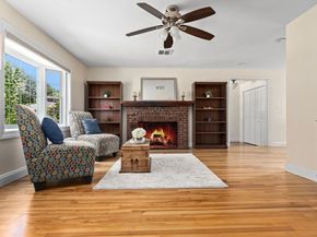 27 May St, Marblehead MA 01945