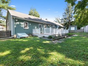 27 May St, Marblehead MA 01945