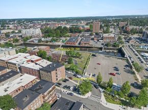 56 Peabody St 2W, Salem MA 01970