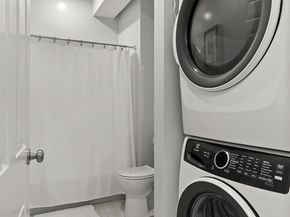 56 Peabody St 2W, Salem MA 01970