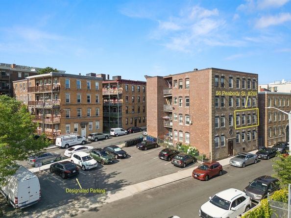 56 Peabody St 2W, Salem MA 01970