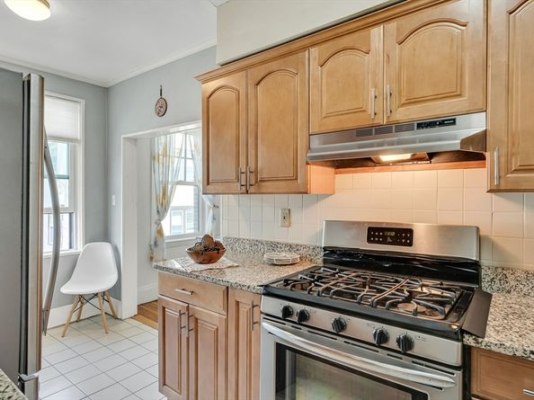 130 Sutherland Rd 1, Boston MA 02135