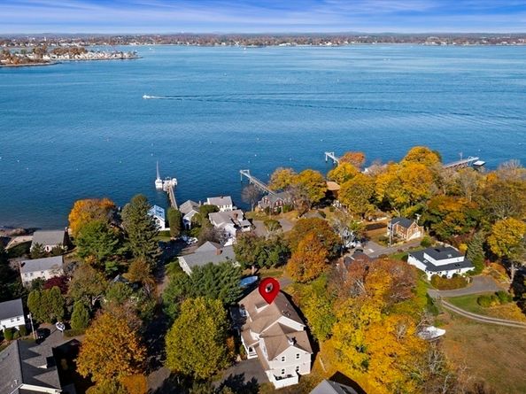 2 Oceanmeadow  Lane, Marblehead MA 01945