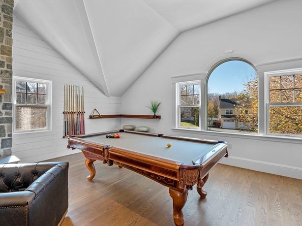2 Oceanmeadow  Lane, Marblehead MA 01945