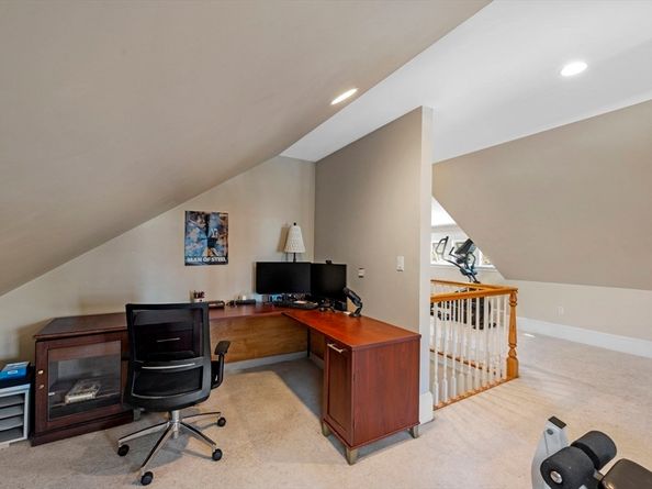 2 Oceanmeadow  Lane, Marblehead MA 01945