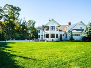 22 Whitehall Cir, Beverly MA 01915
