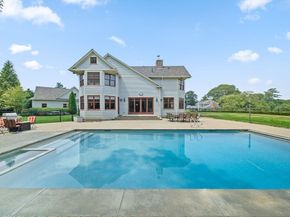 22 Whitehall Cir, Beverly MA 01915