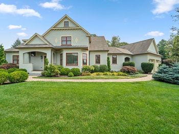 22 Whitehall Cir