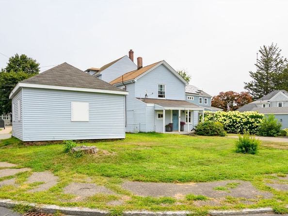 418 Pleasant St, Milton MA 02186